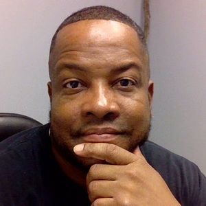 Meet your Posher, Tyrone louis